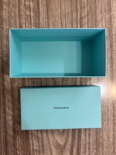 Genuine Tiffany & Co Empty Gift Box Presentation Box With Guarantee Certificate - Picture 9 of 21