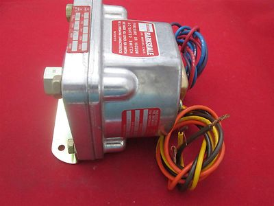 #ad Barksdale D2H H18 Pressure Switch $124.99