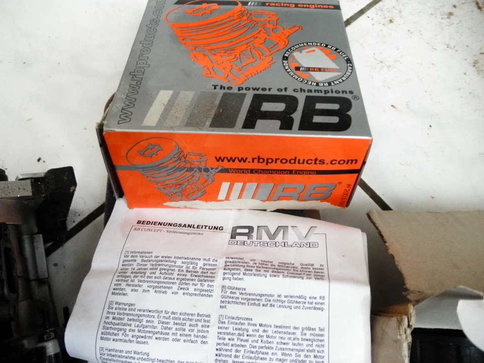 Nitro Motor RB   Wettbewerbsmotor F/B Concept BUGGY B9 3.48cc 0109-09 - Bild 2 von 2