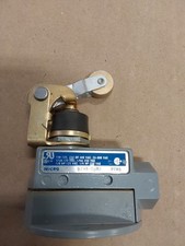 Honeywell Micro Switch Horizontal Roller  BZV6-2RN2