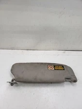 Used Left Sun Visor fits: 2007 Hyundai Tiburon without illumination w/o sunroof