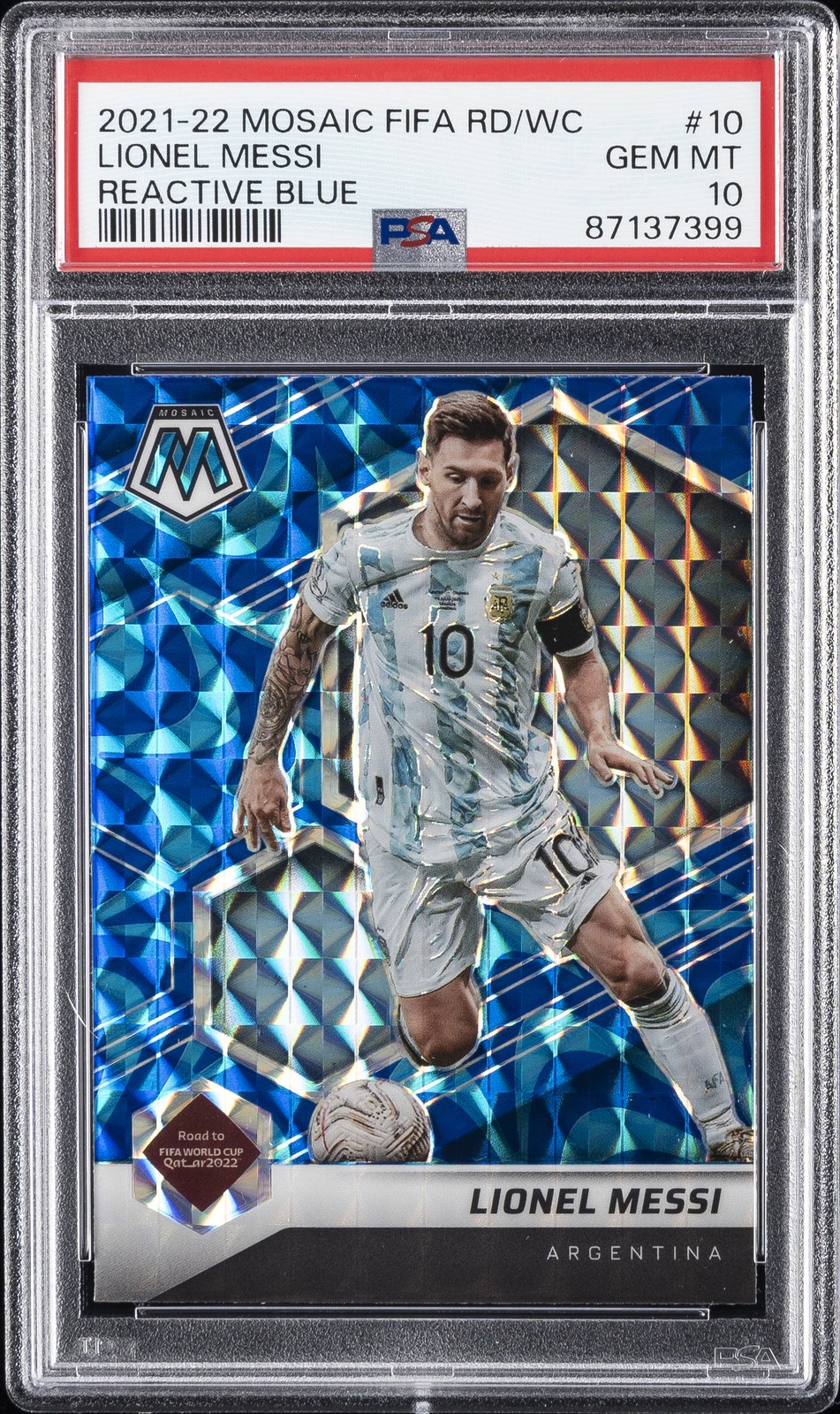 2021-2022 PANINI MOSAIC FIFA ROAD TO WORLD CUP REACTIVE BLUE LIONEL MESSI PSA 10