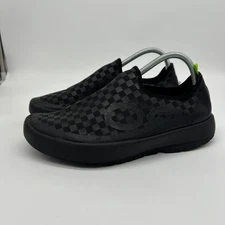 OOFOS OOmg EeZee Shoes Men M10 Black Check Stretch Slip On Sneakers 12021OOMG-48