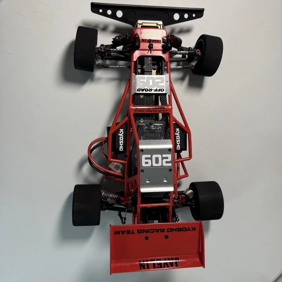 Modified Kyosho Javelin 1/10 Scale Buggy With Red Roll Cage Body - Image 2 of 4