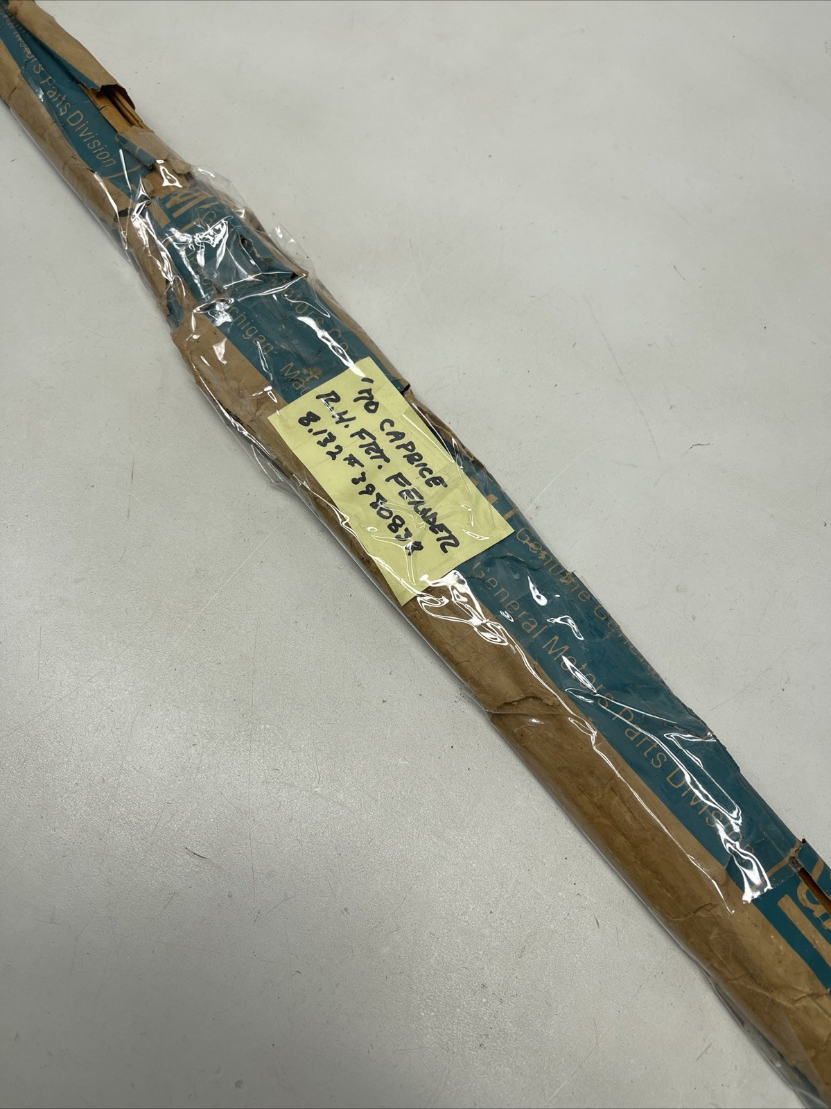 NOS 1970 Caprice RH Front Fender Molding 3980832  Nice 4-92 thumbnail 3