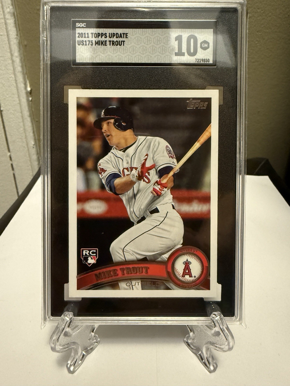 2011 Topps Update MIKE TROUT #US175 RC Rookie Angels SGC 10 GEM MINT MVP HOF 🔥