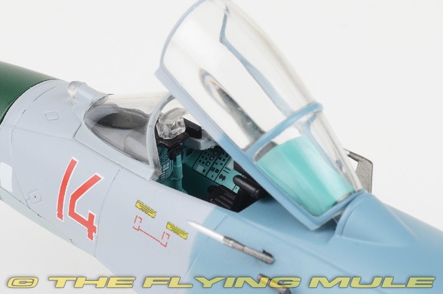 Hobby Master 1:72 Su-27 Flanker-B Russian Air Force Red 14