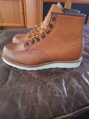 MEN'S RED WINGS 6'' MOC. SOFT TOE TRACTION TRED BOOTS SZ 9 BRAND NEW NO BOX 