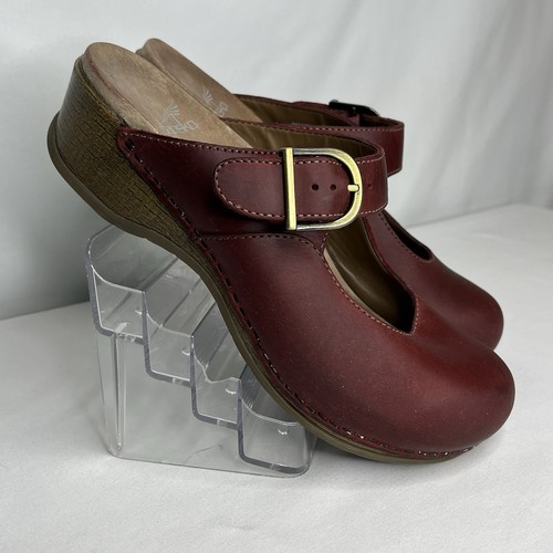Dansko Martina Oiled Red Clogs Mary Jane Buckle Women’s Size 6.5-7, EUR 37 w/Box