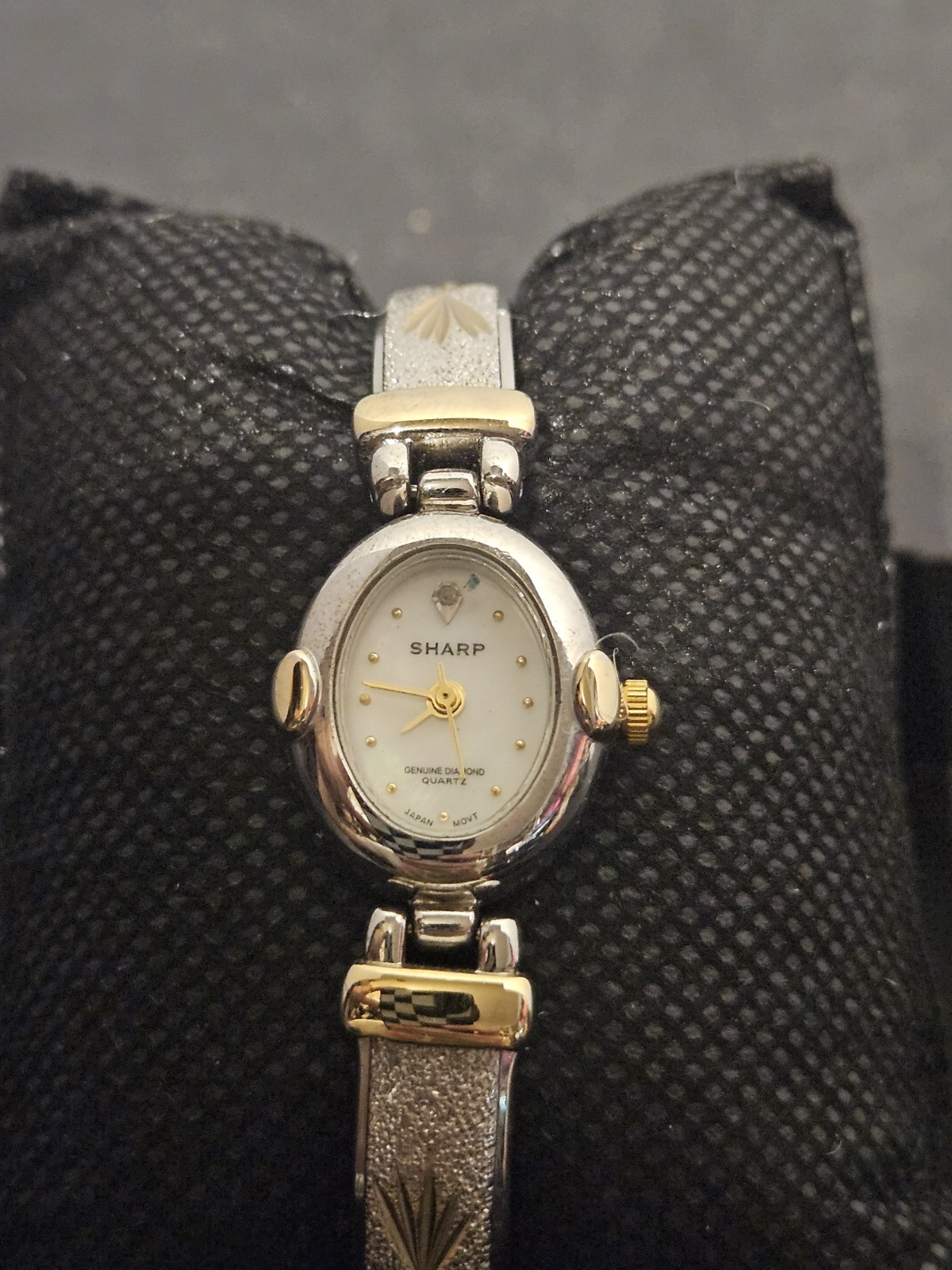 Vintage Sharp Genuine Diamond Quartz Ladies Watch Mother Of Pearl Dial