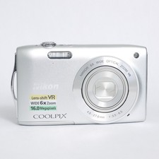 Nikon COOLPIX S3300 16.0 MP Digital Camera - Silver Lens Error