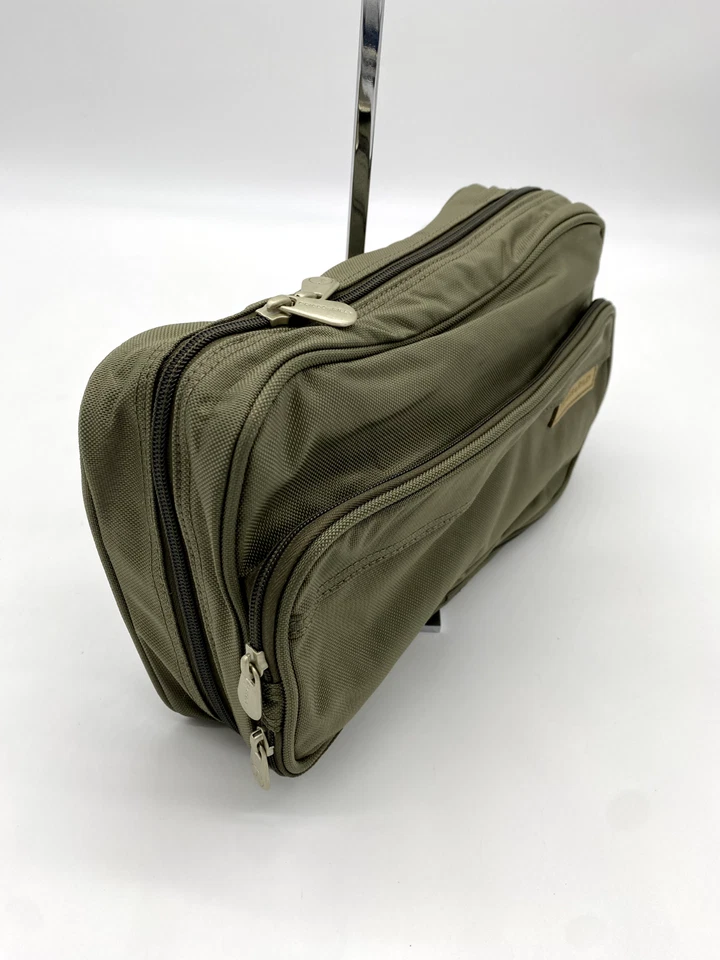 Kit de aseo colgante Briggs and Riley (verde) Foto 3 de 4