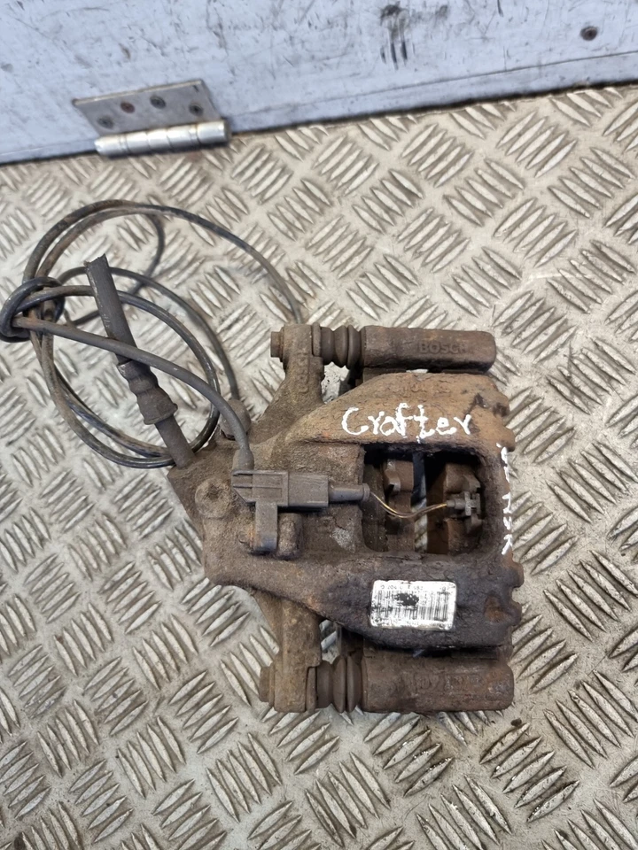 PINZA DE FRENO VOLKSWAGEN CRAFTER TRASERA IZQUIERDA 2,5 L DSL 2008 PINZA DE FRENO Foto 2 de 4