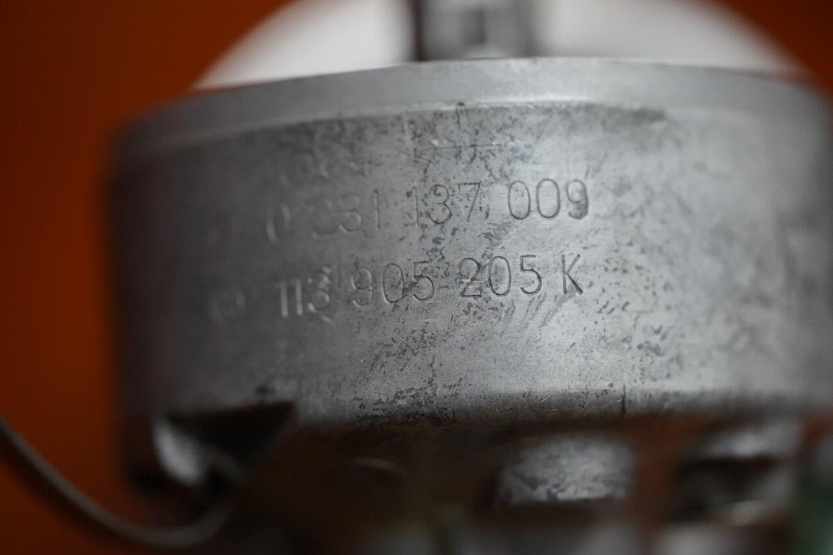 Restored VW German Bosch Distributor SVA 113 905 205 K