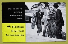 1957 PONTIAC  AUTOMOBILE CAR STYLIZED ACCESSORIES SALES BROCHURE VINTAGE