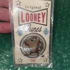 Vintage Looney Tunes Pin Taz Tasmanian Devil Lapel Button 1993 NEW — photo 2