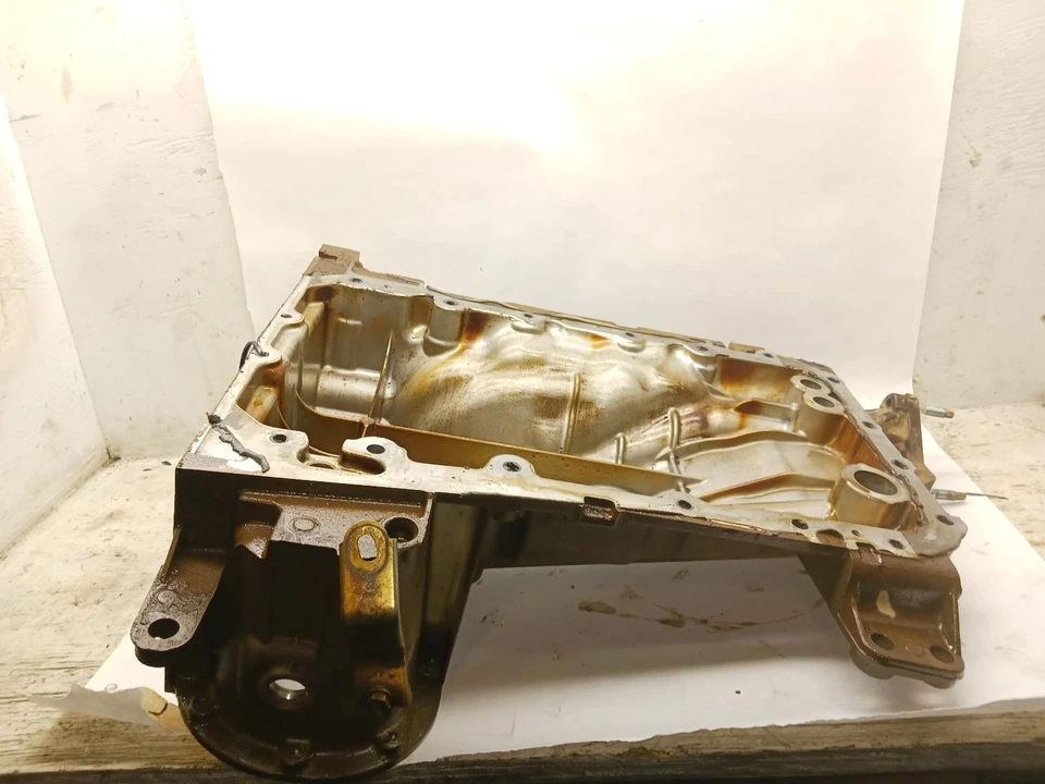 '16-'23 TOYOTA TACOMA upper Oil Pan 3.5L OEM 6 Month Warranty! - Image 2 of 4