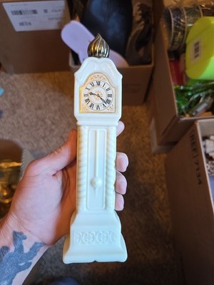 Avon Fragrance Hours Cologne Milk Glass Bottle Vintage Grandfather Clock