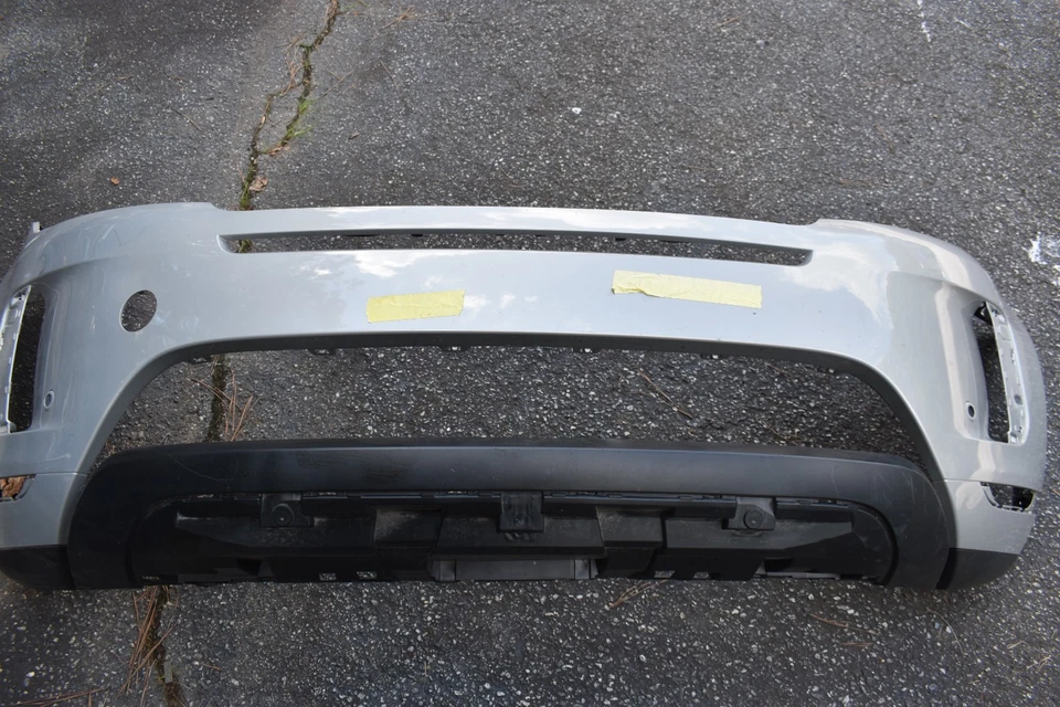 LAND ROVER EVOQUE L551 FRONT BUMPER 2018-2024 FACTORY OEM - Image 3 of 4