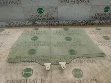 Porte arrière et accessoires Suzuki LIANA