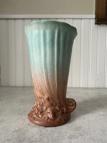 Vintage McCoy Cornucopia Trumpet Vase 1930s Leaves & Berries Teal Blue & Pink 6”