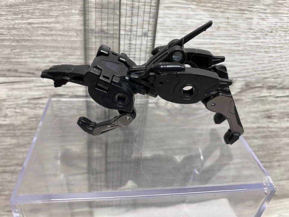 TRANSFORMERS MP-15 MASTERPIECE RAVAGE JAGUAR CASSETTE ACTION FIGURE SMALL - Image 2 of 4