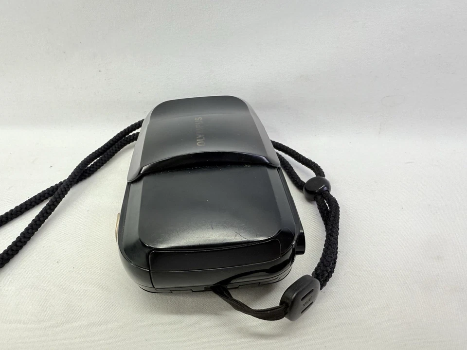 Olympus Stylus 35mm AF 1:3.5 Point Shoot Camera Black- FOR PARTS ONLY - Image 3 of 4