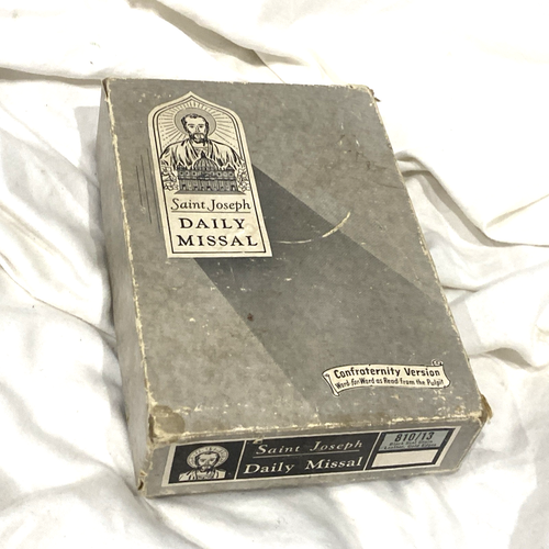 VTG 1950 St Joseph Daily Missal~Catholic White Leather Gold Gild in Original Box