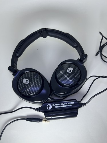 SKULLCANDY SKULLCRUSHERS SUPREME SOUND HEADPHONE WITH SUBWOOFER IN BLACK