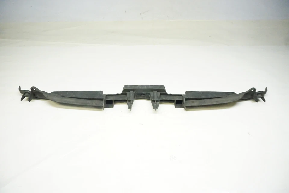 Suporte de para-choque dianteiro Audi A3 2006-2008 8P4807501C - Imagem 2 de 3