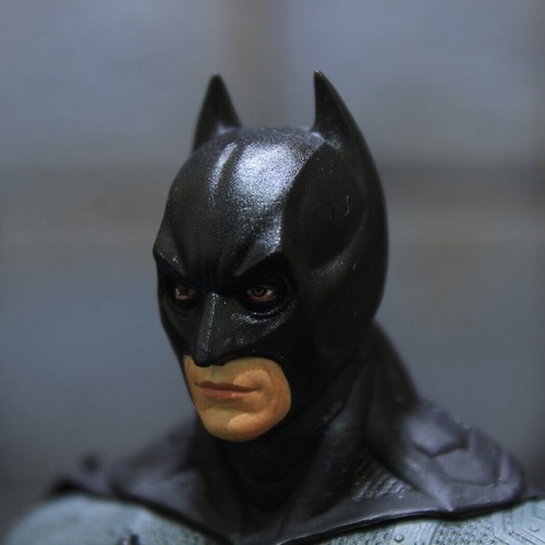 Tête Sculptée Custom Batman 1/12 (McFarlane/Mezco) - Résine, échelle 1/12, Signée Christian Bale ? - Neuf