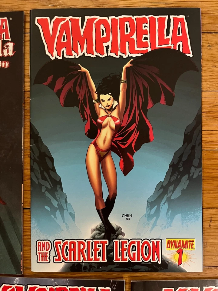 Vampirella 10 cómics/TPB vs Drácula, Crimson Chronicles, Blood Lust, Strikes, + Foto 4 de 4