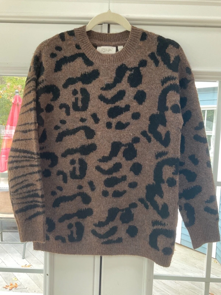 RD Style Animal Print Sweater Size XS Long Sleeve