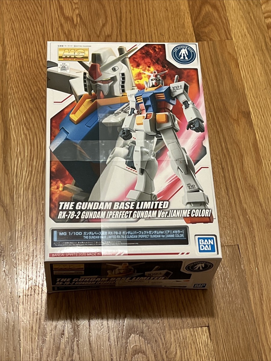ロボット MG 1/100 RX-78-2 [PERFECT GUNDAM Ver.] Amazon.com: Bandai spirits 1/100 MG RX-78-2 Gundam Perfect