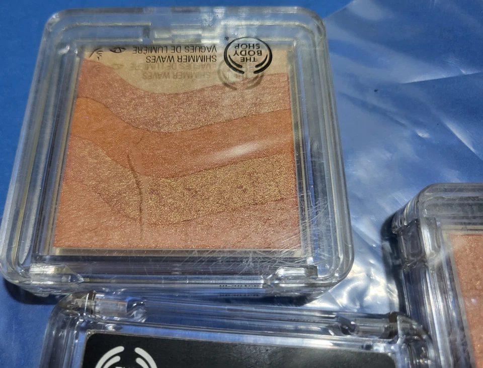 3pcs x BODY SHOP  ORIGINAL SHIMMER WAVES 04 CORAL - NEW - RARE 3x - Image 2 of 4