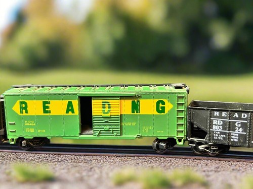 Rivarossi, 102 Locomotive, Reading Railroad Train Set, HO Scale - Picture 5 of 15
