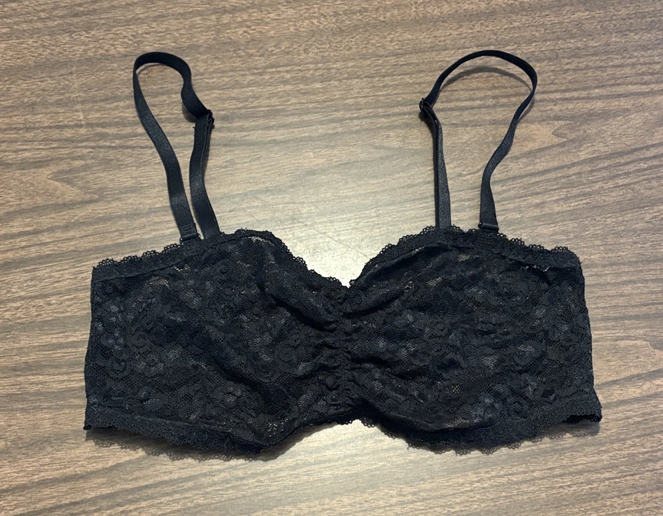 Sutiã Torrid Curves tamanho 0 grande 12 preto sem forro floral renda bralette - Imagem 2 de 4