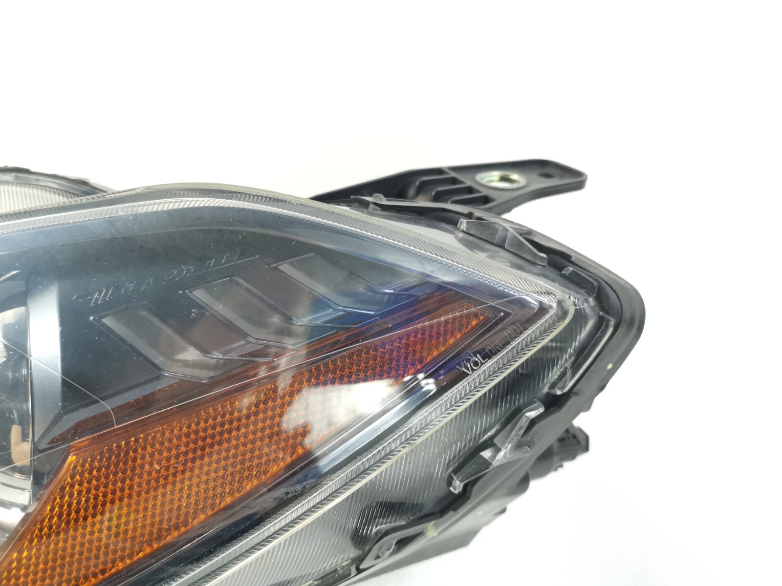 Maserati Ghibli RWD 2017 3.0 L Auto Front Left Side Adaptive Xenon Headlight OEM