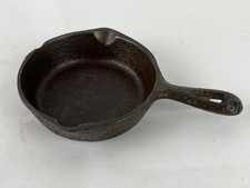 Miniature Cast Iron Kitchen Salesman Sample Hammered Finish Fryer Frying Pan