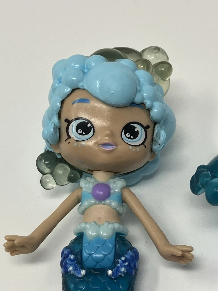 Shopkins Happy Places Colas de Sirena Bub-Lea con Paraguas Oso Azul Sombrilla Petkin Foto 2 de 4