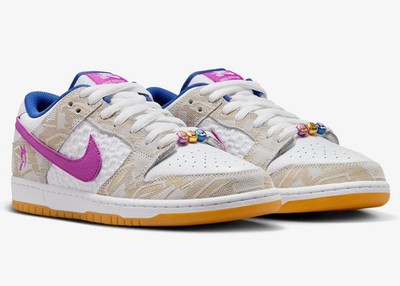   US8,5 - Rayssa Leal Nike SB Dunk Low Skateboard EU42 UK7,5 (FZ5251-001)