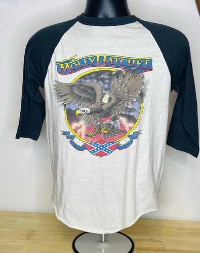 Molly Hatchet Beatin' the Odds Tour shirt Adult 1980s vintage concert t-shirt, vintage, single stitch, B+ condition