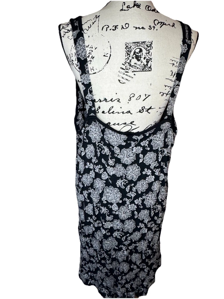 Sujetador Soma Cool Nights Chemise Shelf XXL Negro Gris Floral Sin mangas Vestido de noche Dormir Foto 3 de 4