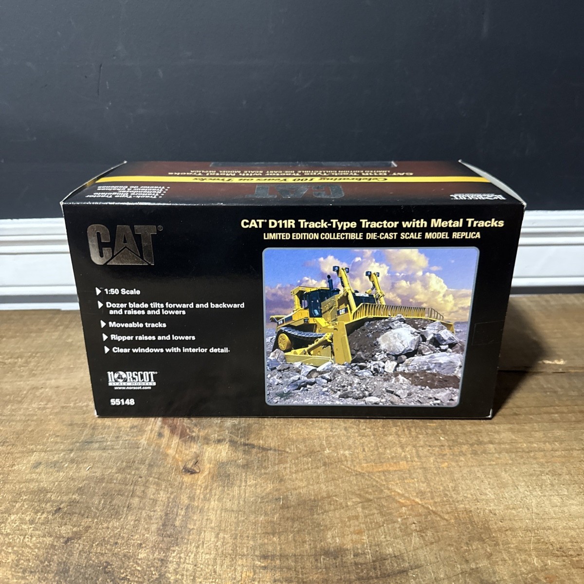 Caterpillar Cat D11r Dozer W/ Metal Tracks - Silver 100