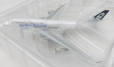 Herpa Air New Zealand Boeing 747-400 Model - 1:500 - 500678