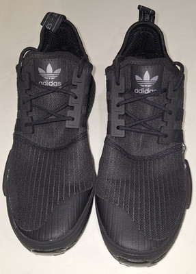 ADIDAS Men s US Size 10 ORIGINALS NMD R1 Trail Shoes Men Triple Black FX6813