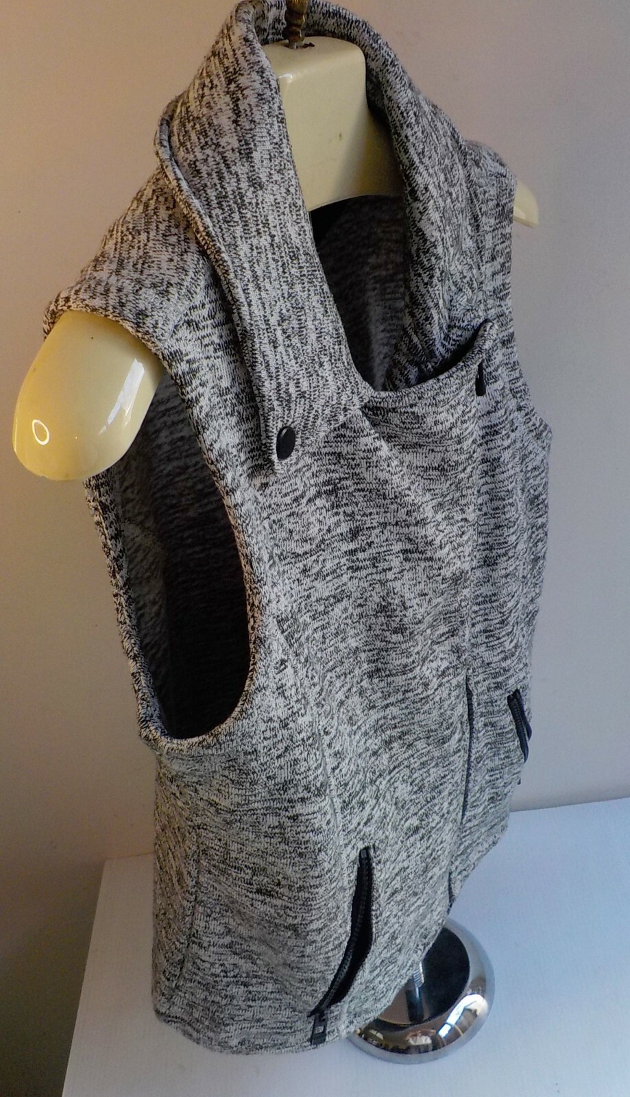 CALVIN KLEIN Performance Asymmetrical Zipper Knit… - image 3