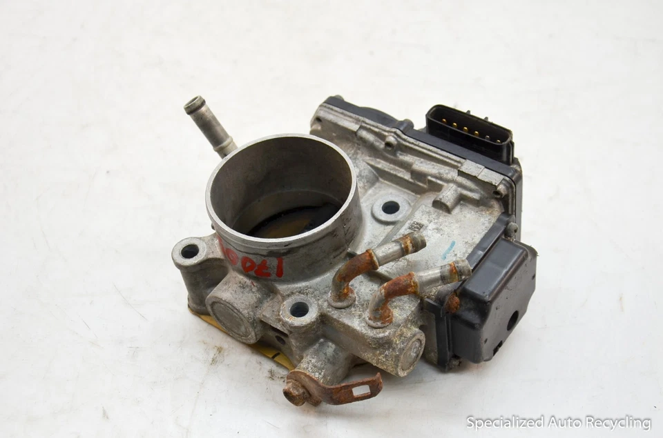 Honda Civic 2006 carrocería del acelerador Foto 3 de 4