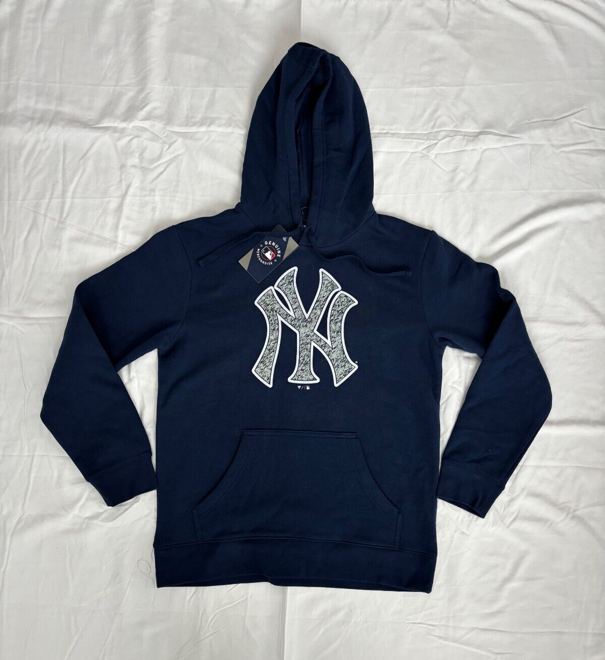 Men's Navy Yankees Static Logo Pullover Hoodie Size M K14