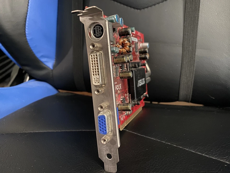 USED ASUS EAX1600PRO SILENT 512MB PCI Express Graphics Card - Image 2 of 4